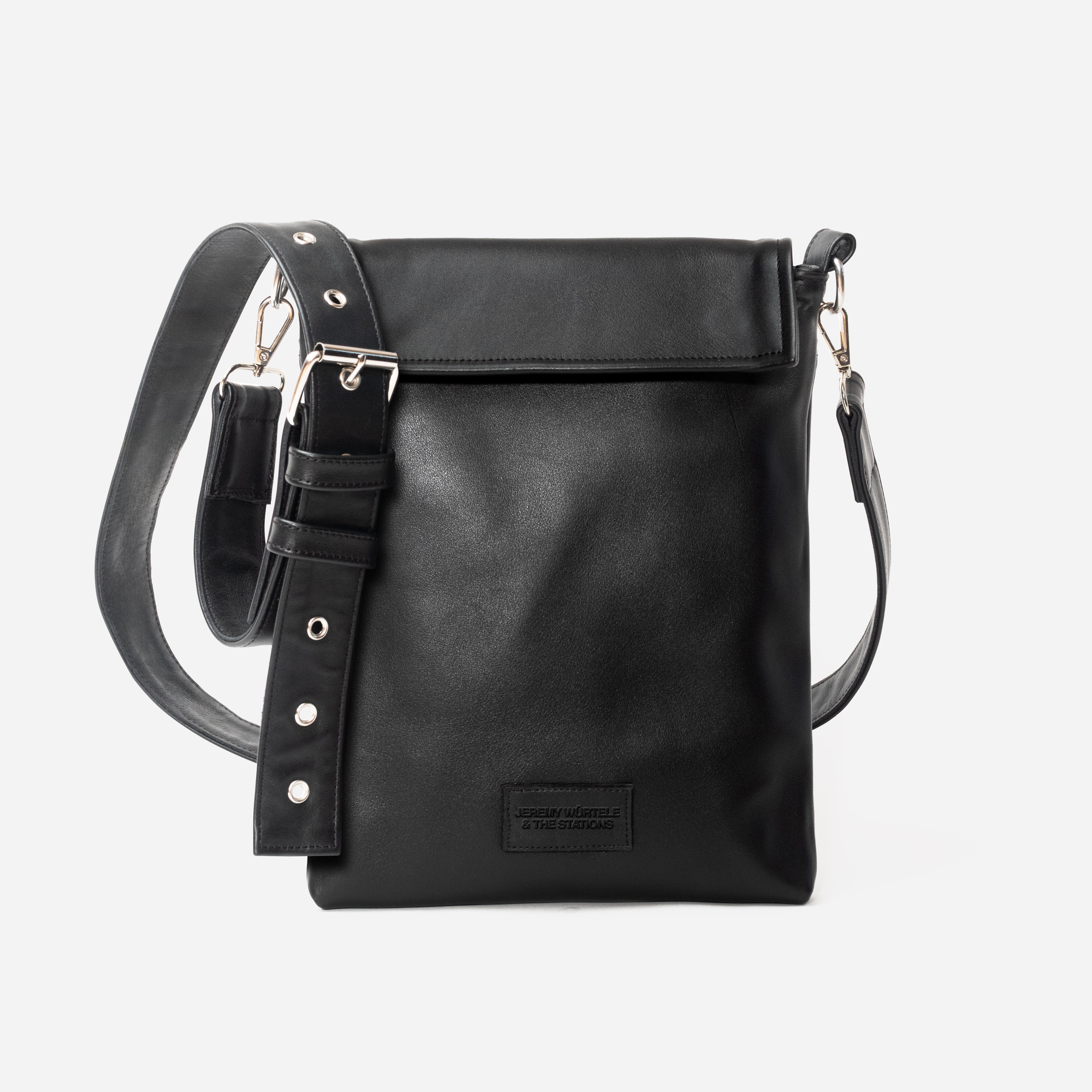 POUCH LEATHER BAG